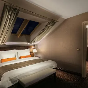 Cosmopolitan 5* Прага