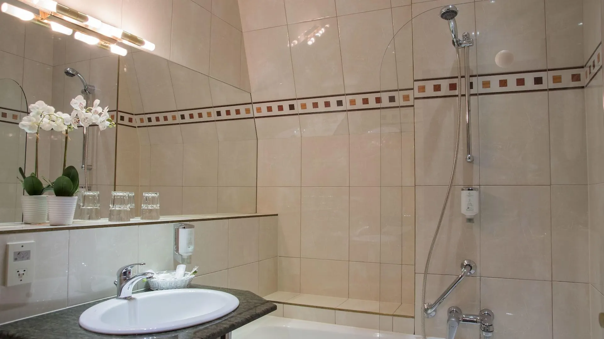 ****  Hotel Park Villa Вена Австрия