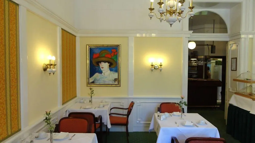 ****  Hotel Park Villa Вена Австрия